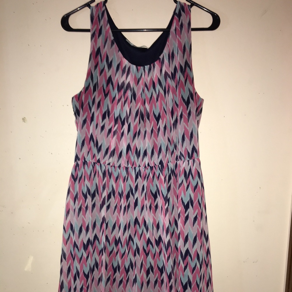 Patterned Tea-length Dress